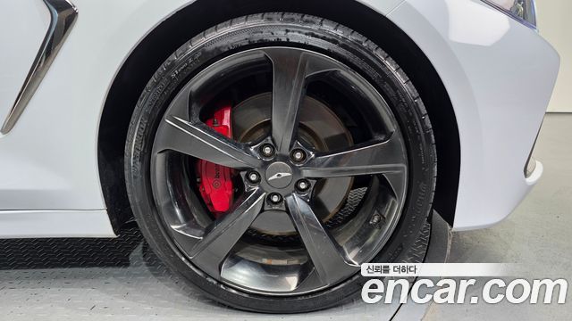 Genesis G70 2019 — photo 7