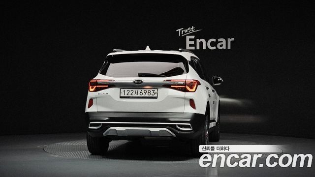 Kia Seltos 2020 — photo 4