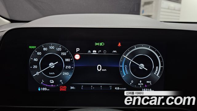 Kia Niro 2024 — photo 11