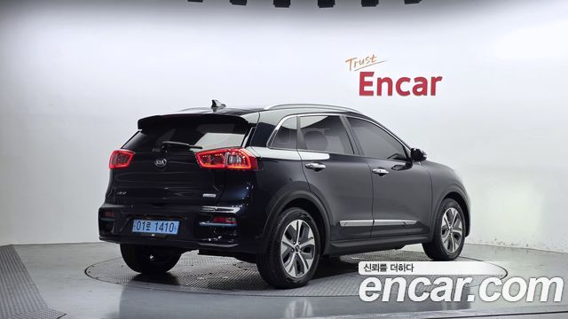 Kia Niro 2019 — photo 2