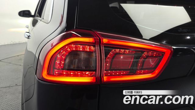 Kia Niro 2019 — photo 9
