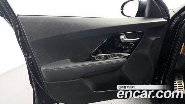 Kia Niro 2019 — photo 14