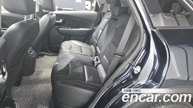Kia Niro 2019 — photo 16