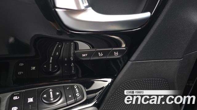 Kia Niro 2019 — photo 28