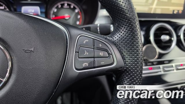 Mercedes-Benz C-Class 2017 — photo 16
