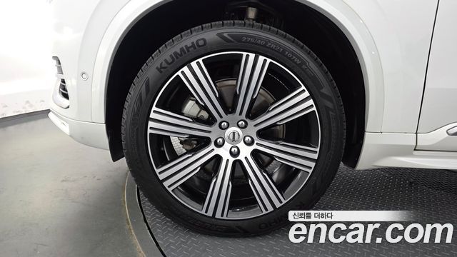 Volvo XC90 2023 — photo 5