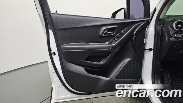 Chevrolet Korea Trax 2016 — photo 14