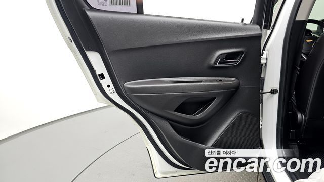 Chevrolet Korea Trax 2016 — photo 15