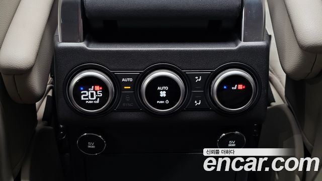 Land Rover Discovery 2020 — photo 34