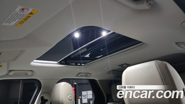 Land Rover Discovery 2020 — photo 37