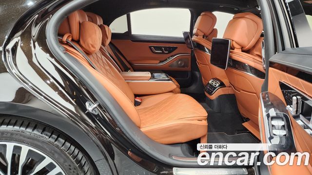 Mercedes-Benz S-Class 2021 — photo 17