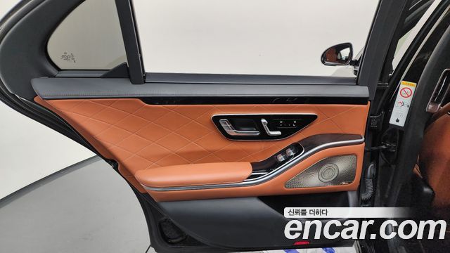 Mercedes-Benz S-Class 2021 — photo 15
