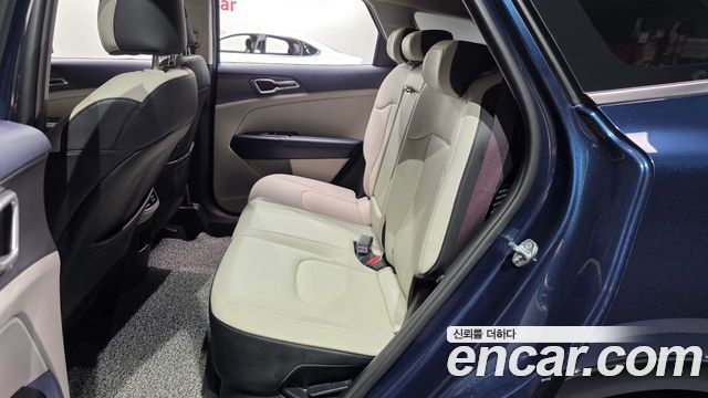 Kia Sportage 2022 — photo 11