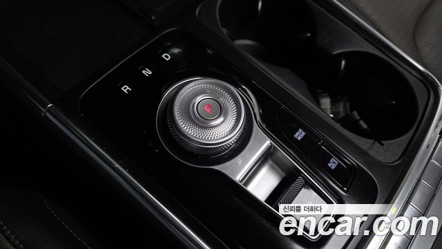 Kia Canival 2025 — photo 9