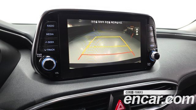 Hyundai Santafe 2019 — photo 21