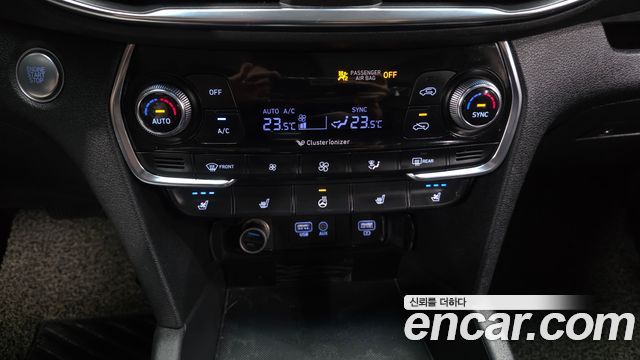 Hyundai Santafe 2019 — photo 23