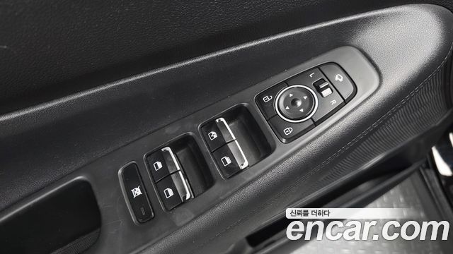 Hyundai Santafe 2019 — photo 24