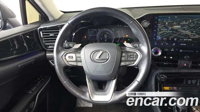 Lexus NX 2024 — photo 18