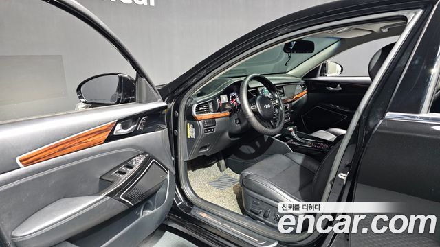 Kia K7 2016 — photo 10