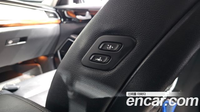 Kia K7 2016 — photo 18