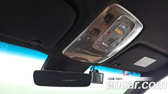 Genesis G80 2022 — photo 26