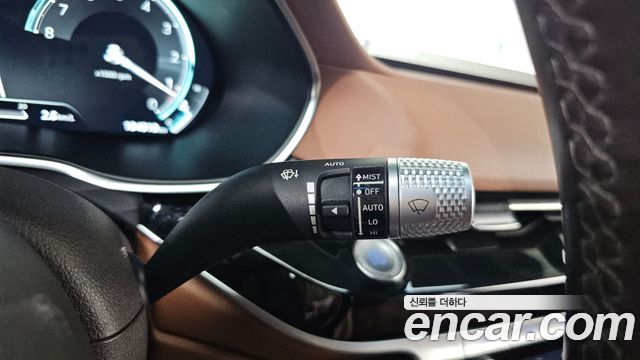 Genesis G80 2022 — photo 28