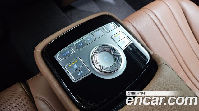 Genesis G80 2022 — photo 33
