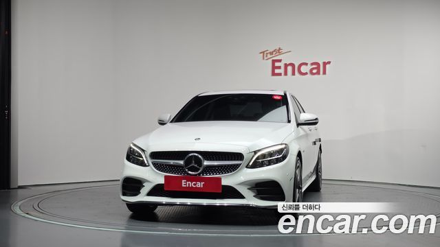 Mercedes-Benz C-Class 2020 — photo 3