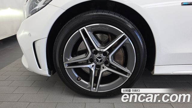 Mercedes-Benz C-Class 2020 — photo 5
