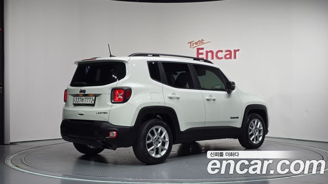 Jeep Renegade 2019 — photo 2