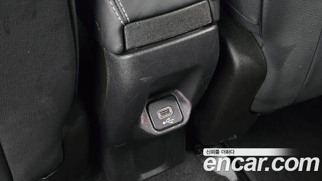 Jeep Renegade 2019 — photo 31