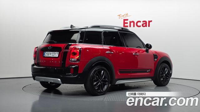 Mini Countryman 2018 — photo 2
