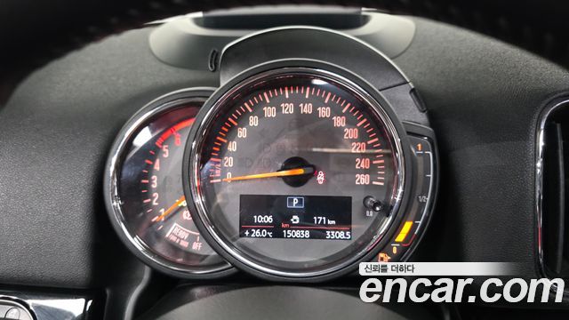 Mini Countryman 2018 — photo 8