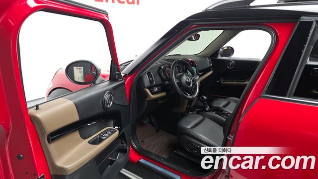 Mini Countryman 2018 — photo 10