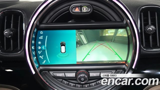 Mini Countryman 2018 — photo 15