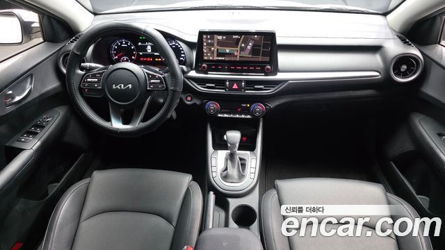Kia K3 2022 — photo 10