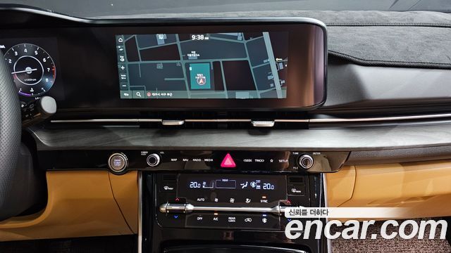 Kia Canival 2023 — photo 13