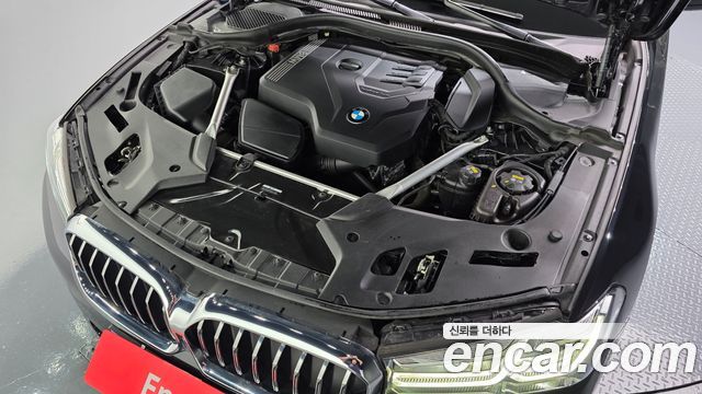 BMW 5-Series 2022 — photo 6