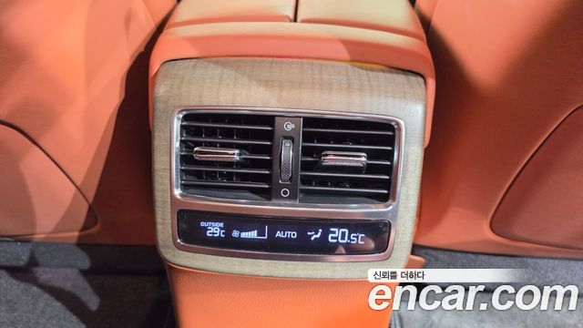 Kia K9 2025 — photo 49