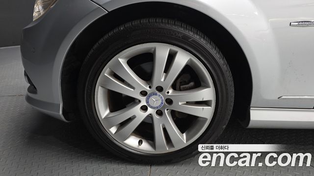 Mercedes-Benz C-Class 2010 — photo 5