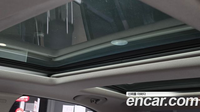 Mercedes-Benz C-Class 2010 — photo 18