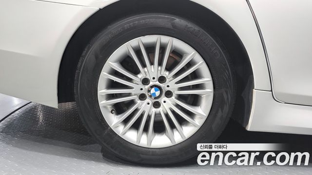 BMW 5-Series 2015 — photo 5