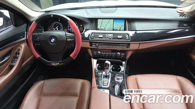 BMW 5-Series 2015 — photo 7