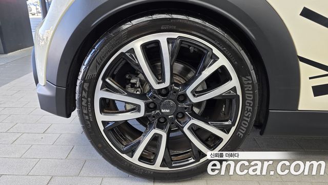 Mini Cooper Convertible 2022 — photo 5