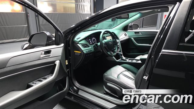 Hyundai Sonata 2017 — photo 10