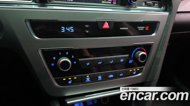 Hyundai Sonata 2017 — photo 17