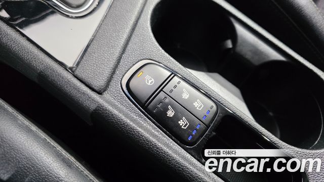 Kia Niro 2017 — photo 16