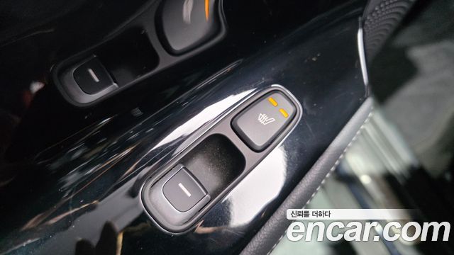 Kia Niro 2017 — photo 17