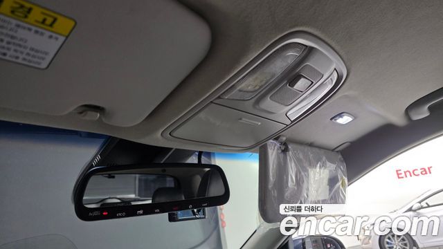Kia Niro 2017 — photo 20