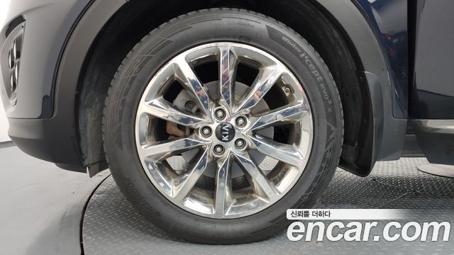 Kia Sorento 2017 — photo 5